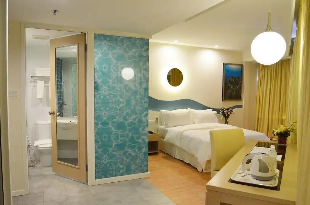 Oceania Hotel Kota Kinabalu 3*,  Ma­lay­sia