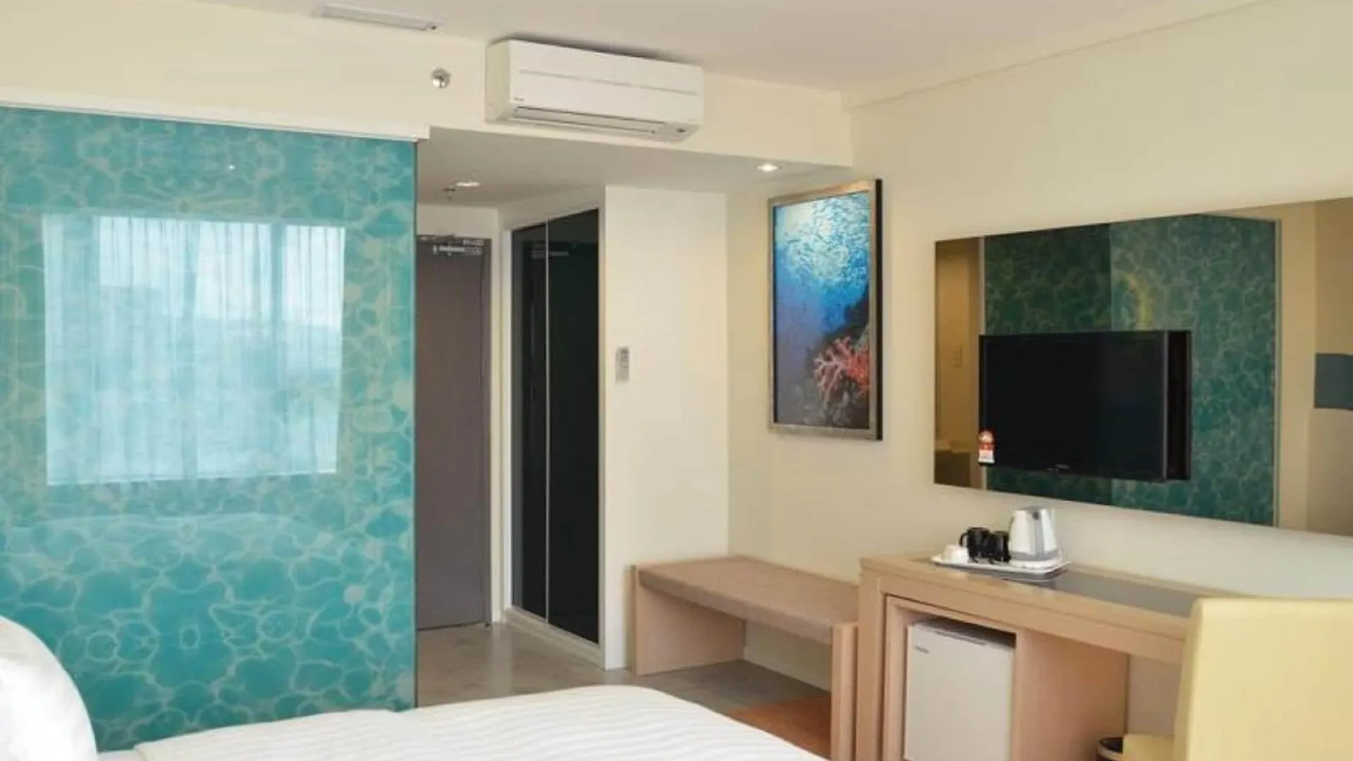***  Oceania Hotel Kota Kinabalu Malaysia